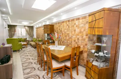 شقة - 4 غرف نوم - 2 حمامات للبيع في سموحة - حي شرق - الاسكندرية