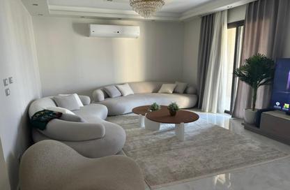 Apartment - 3 Bedrooms - 3 Bathrooms for rent in District 5 - 5th Settlement Compounds - The 5th Settlement - New Cairo City - Cairo