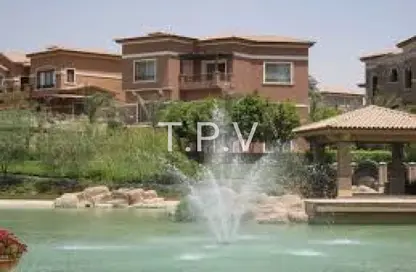 فيلا - 5 غرف نوم - 6 حمامات للبيع في ليك فيو - كمبوندات التجمع الخامس - التجمع الخامس - مدينة القاهرة الجديدة - القاهرة