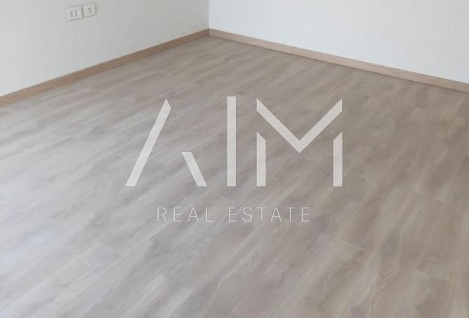 8424688 - Property Image 2