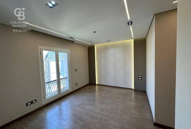 8404631 - Property Image 2