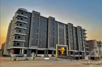 مساحات مكتبية - استوديو - 2 حمامات للبيع في جولدن جيتس - الهضبة الوسطي - المقطم - القاهرة