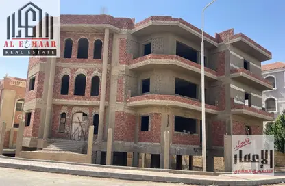 Villa - 7+ Bedrooms - 7+ Bathrooms for sale in West Somid Road - West Somid - 6 October City - Giza