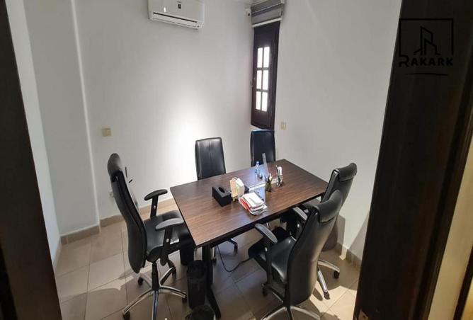 8128251 - Property Image 2