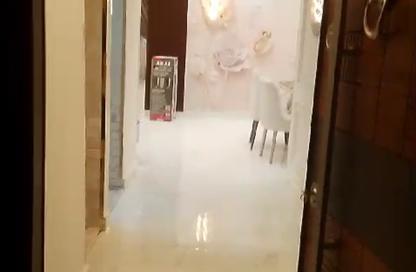 شقة - 3 غرف نوم - 3 حمامات للبيع في شارع شهاب - المهندسين - الجيزة