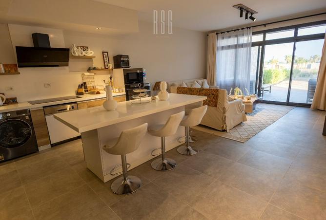 8211640 - Property Main Image