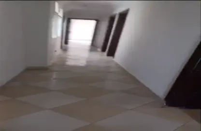 شقة - 3 غرف نوم - 2 حمامات للايجار في المنطقة أ - حى جنوب الاكايمية - مدينة القاهرة الجديدة - القاهرة