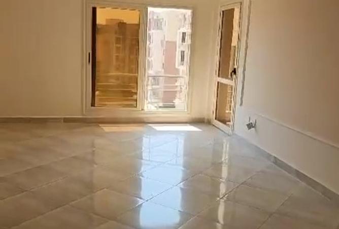 8243537 - Property Main Image