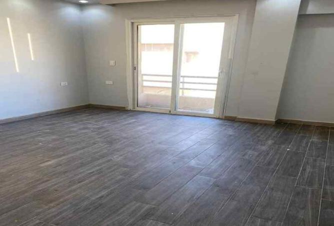 8256161 - Property Image 3