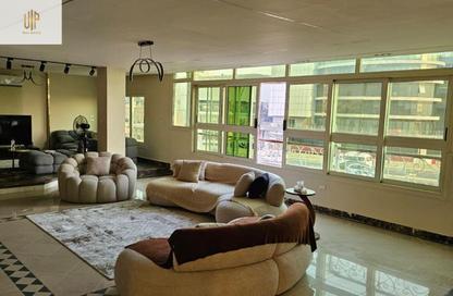Apartment - 5 Bedrooms - 3 Bathrooms for sale in Fatma Al Sharbatly Mosque - District 3 - The 5th Settlement - New Cairo City - Cairo