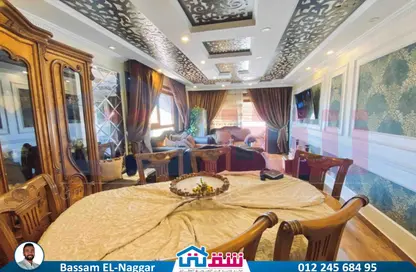 Apartment - 3 Bedrooms - 1 Bathroom for sale in Khaled Ibn Alwaleed St. - Sidi Beshr - Hay Awal El Montazah - Alexandria