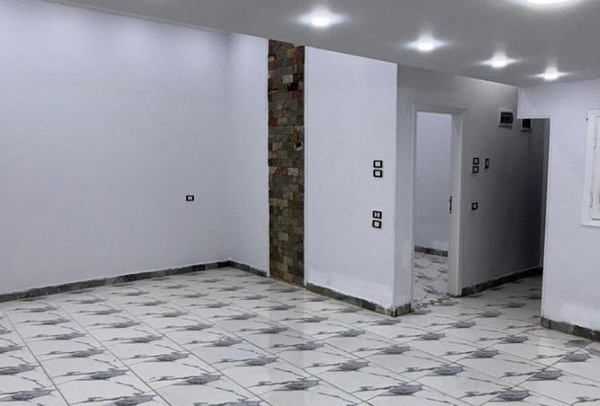 8178749 - Property Image 2