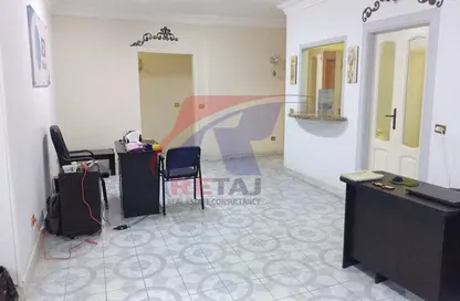 Apartment - 3 Bedrooms - 2 Bathrooms for sale in Omarat Al Saudeya St. - Masaken Al Mohandesin - Nasr City - Cairo