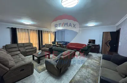 Apartment - 3 Bedrooms - 2 Bathrooms for rent in Al Khamayel city - Sheikh Zayed Compounds - Sheikh Zayed City - Giza