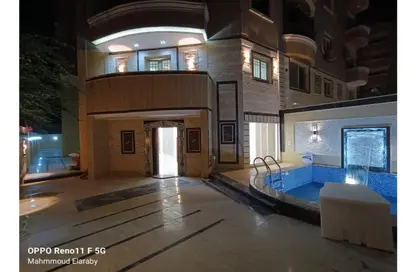 دوبلكس - 5 غرف نوم - 4 حمامات للبيع في حدائق الاهرام - الجيزة
