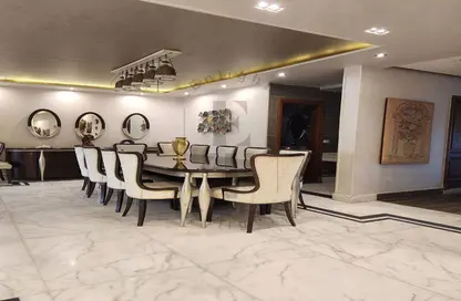 Villa for rent in Al Sheikh Zayed St. - Kafr Tohormos - Faisal - Hay El Haram - Giza