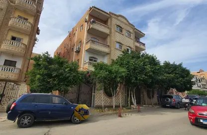 Duplex - 3 Bedrooms - 3 Bathrooms for sale in Street 10 - 11th District - Sheikh Zayed City - Giza Duplex - 3 Bedrooms - 3 Bathrooms for sale in Street 10 - 11th District - Sheikh Zayed City - Giza