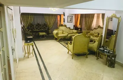 Apartment - 3 Bedrooms - 3 Bathrooms for sale in Ibrahim Nawar St. - 6th Zone - Nasr City - Cairo