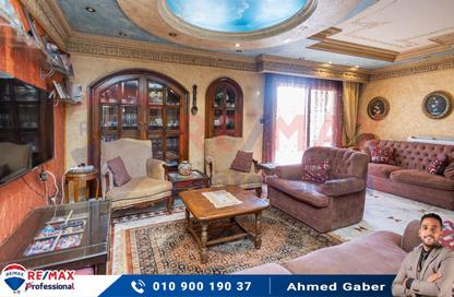 Apartment - 4 Bedrooms - 3 Bathrooms for sale in Kamal Eldin Salah St. - Smouha - Hay Sharq - Alexandria