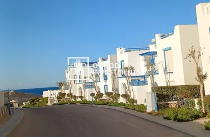 Penthouse - 2 Bedrooms - 2 Bathrooms for sale in Mountain View - Ras Al Hekma - North Coast