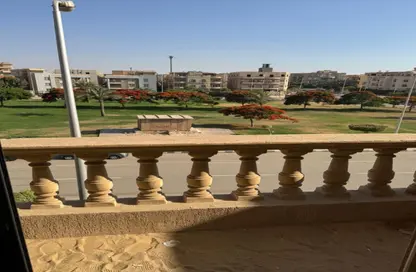 (بنتهاوس  (روف - 6 غرف نوم - 4 حمامات للبيع في شارع عمر خورشيد - البنفسج 10 - البنفسج - مدينة القاهرة الجديدة - القاهرة