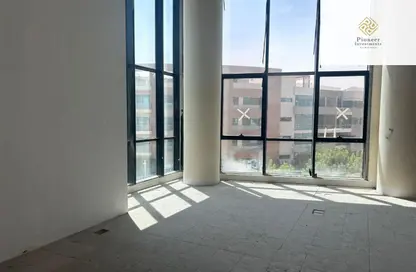 Office Space - Studio - 1 Bathroom for rent in Gamal Abdel Nasser Axis - The 3rd Settlement - New Cairo City - Cairo