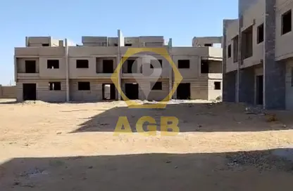 Townhouse - 4 Bedrooms - 4 Bathrooms for sale in Hood 2 St. - Green Belt - 6 October City - Giza