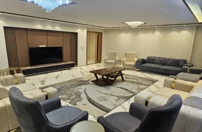 Apartment - 3 Bedrooms - 3 Bathrooms for rent in Mosadak St. - Dokki - Giza