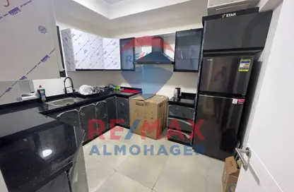 شقة - 2 غرف نوم - 2 حمامات للايجار في أو ويست - كمبوندات 6 أكتوبر - مدينة 6 أكتوبر - الجيزة