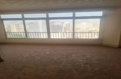 Apartment - 3 Bedrooms - 2 Bathrooms for rent in Kasr Al Tahera St. - Hadayek El Zaytoun - El Zaytoun - Hay El Zaytoun - Cairo