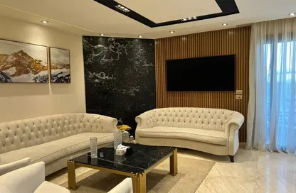 Apartment - 3 Bedrooms - 3 Bathrooms for sale in Midtown - South Investors Area - New Cairo City - Cairo