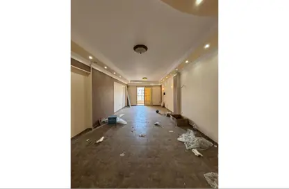 Apartment - 3 Bedrooms - 2 Bathrooms for rent in Al Horreya St. - New Maadi - Hay El Maadi - Cairo