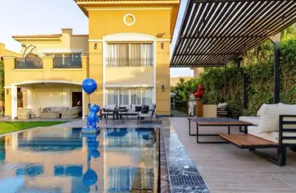 Villa - 5 Bedrooms - 5 Bathrooms for sale in Stone Residence - 5th Settlement Compounds - The 5th Settlement - New Cairo City - Cairo