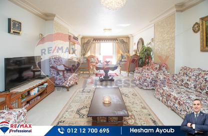 Apartment - 3 Bedrooms - 2 Bathrooms for sale in Abou Quer Road - Zezenia - Hay Sharq - Alexandria