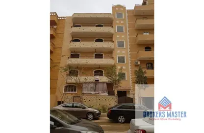 Apartment - 7 Bedrooms - 7 Bathrooms for sale in 1st District - 6 October City - Giza