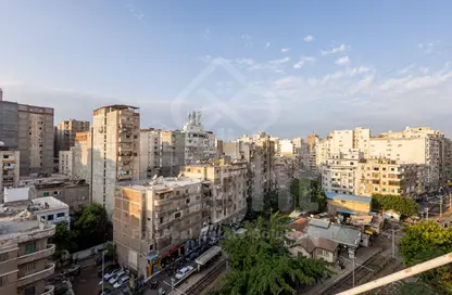 شقة - 3 غرف نوم - 2 حمامات للبيع في شارع احمد شوقي - بولكلي - حي شرق - الاسكندرية