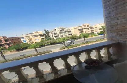 Apartment - 3 Bedrooms - 2 Bathrooms for sale in District 3 - The 5th Settlement - New Cairo City - Cairo