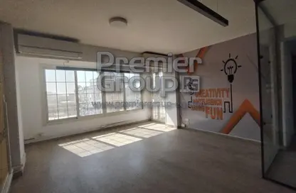 شقة - 4 غرف نوم - 2 حمامات للايجار في شارع 217 - دجلة - حي المعادي - القاهرة