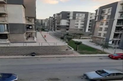 Apartment - 3 Bedrooms - 2 Bathrooms for sale in El Koronfel - The 5th Settlement - New Cairo City - Cairo