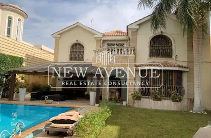 Villa - 3 Bedrooms - 6 Bathrooms for sale in Al Shorouk Road - 1st Neighborhood - 8th District - Shorouk City - Cairo