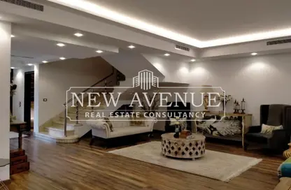 فيلا - 3 غرف نوم - 3 حمامات للبيع في ليس رويز - كمبوندات التجمع الخامس - التجمع الخامس - مدينة القاهرة الجديدة - القاهرة