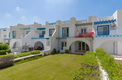 Chalet - 3 Bedrooms - 2 Bathrooms for sale in Mountain View - Ras Al Hekma - North Coast