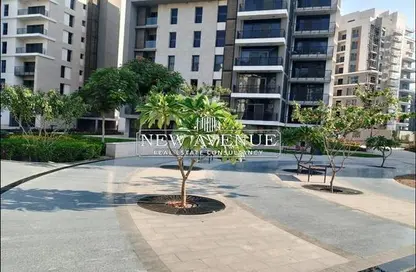 Apartment - 1 Bedroom - 2 Bathrooms for sale in Village Views - Zed Towers - Sheikh Zayed Compounds - Sheikh Zayed City - Giza