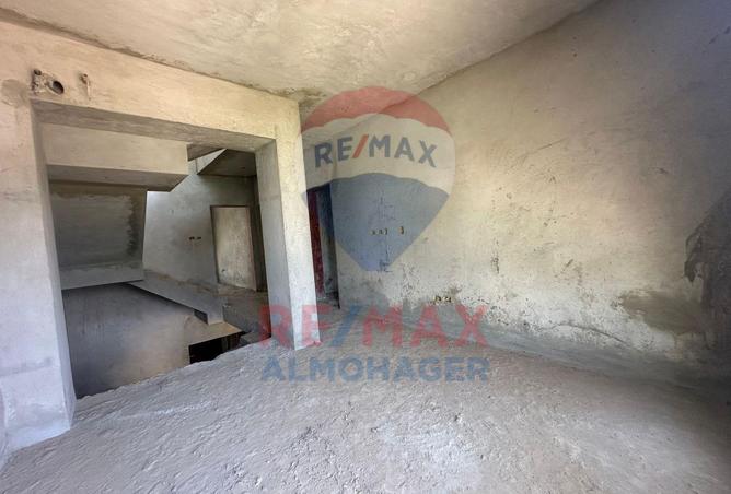 8082440 - Property Image 3