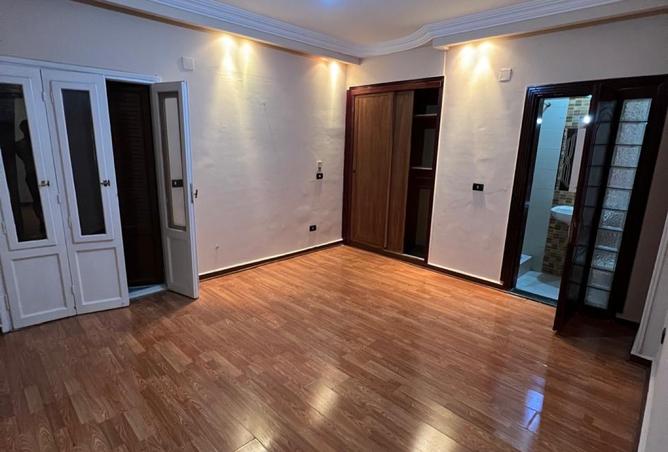 8321440 - Property Image 3