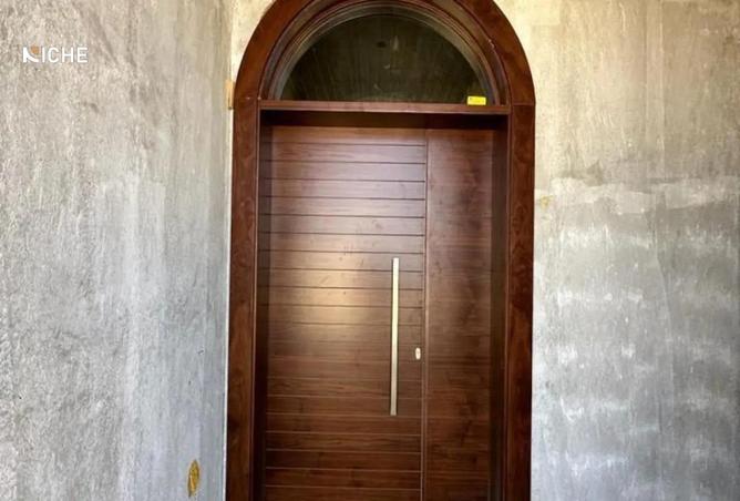 8057991 - Property Image 3