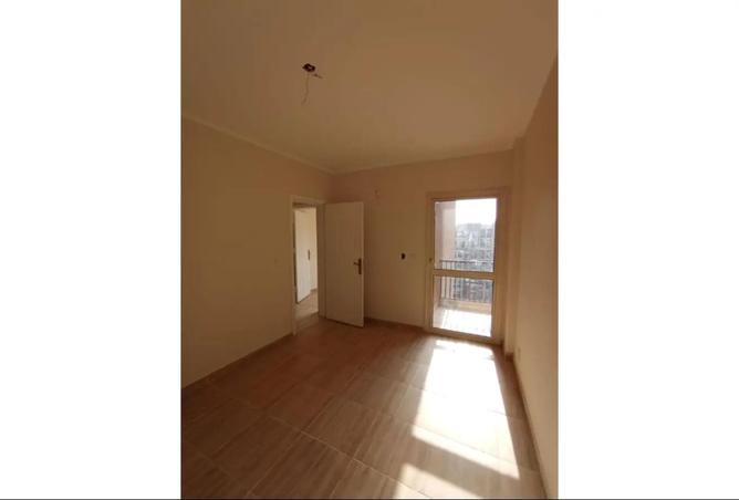 8379203 - Property Image 3