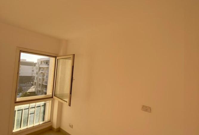 8243597 - Property Image 2