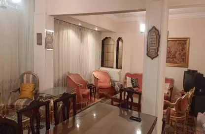 شقة - 3 غرف نوم - 2 حمامات للايجار في شارع ابو المحاسن الشاذلي - العجوزة - الجيزة