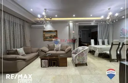 شقة - 2 غرف نوم - 2 حمامات للايجار في 6 ويست - بيفرلي هيلز - كمبوندات الشيخ زايد - الشيخ زايد - الجيزة